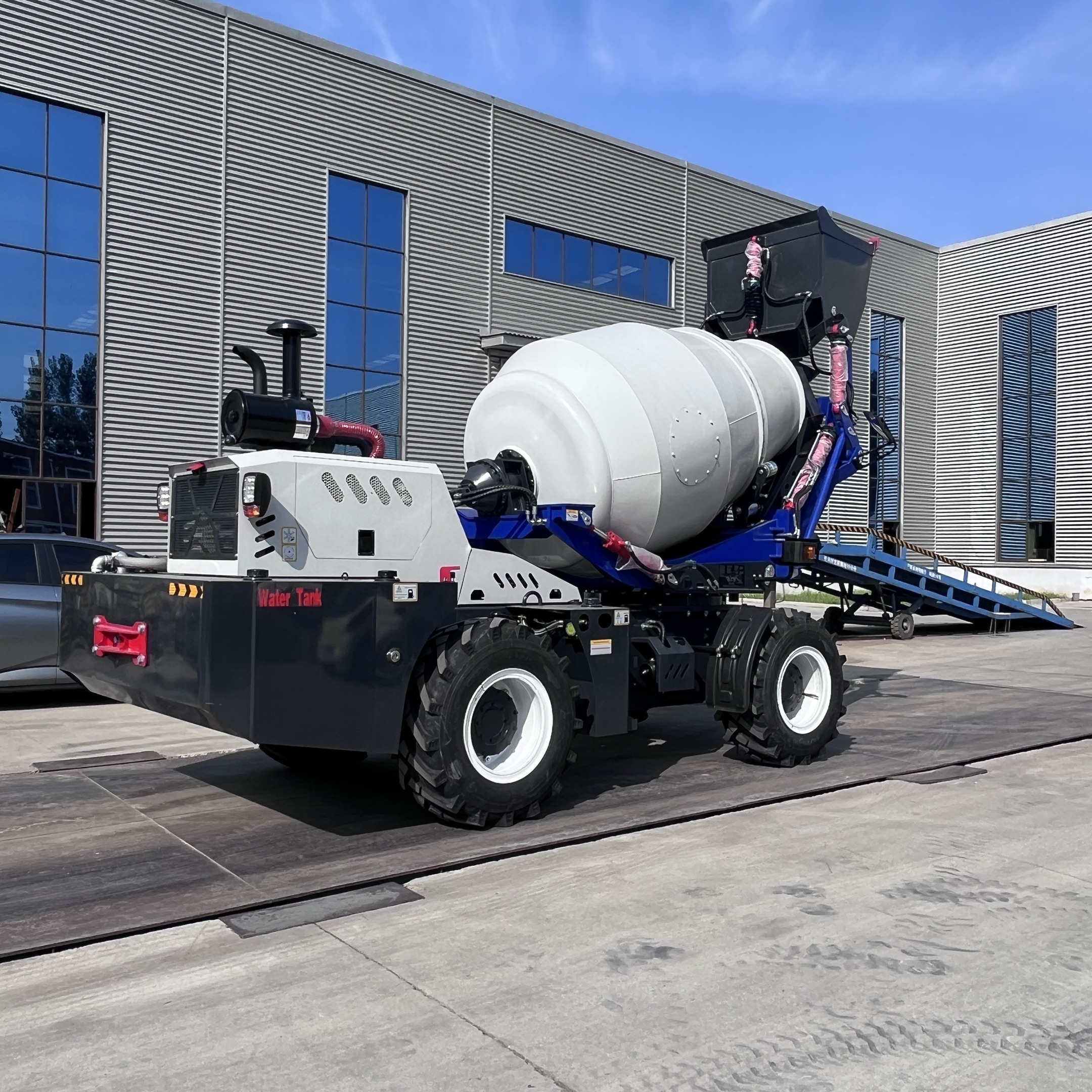 High Quality Mobile Cement Con - مراجعة Concrete Mixer Machine وسعره