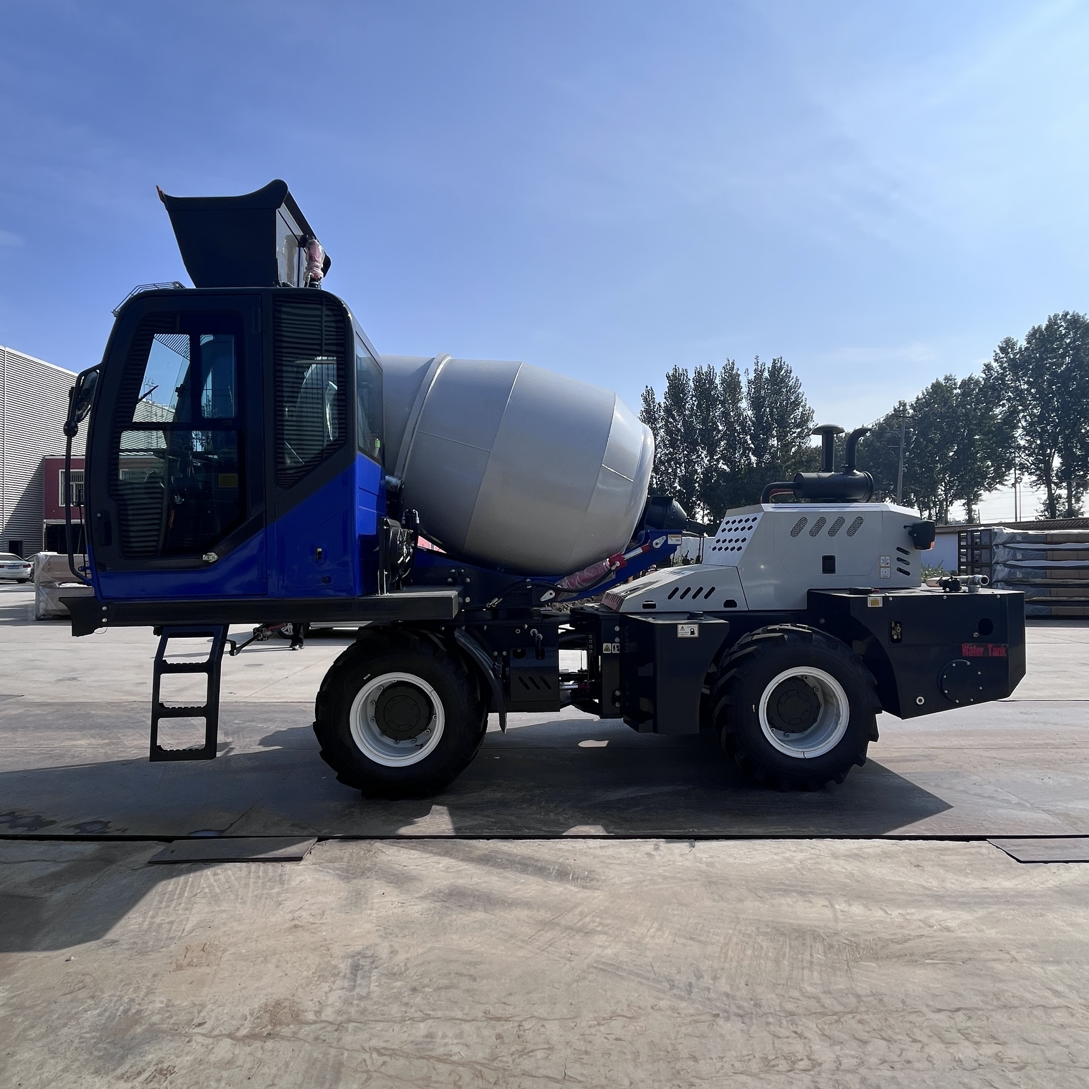 High Quality Mobile Cement Con - مراجعة Concrete Mixer Machine وسعره
